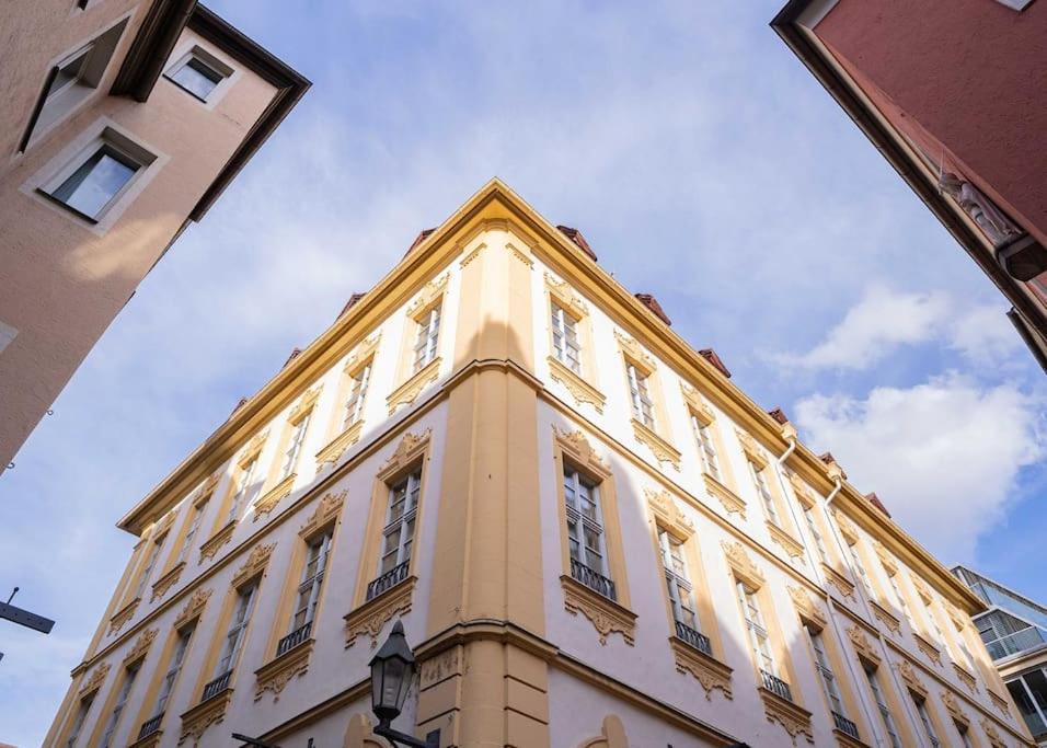 Barockes Wohnen Am Marktplatz-Stadtmitte Wurzburgo Exterior foto